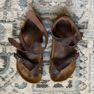Women’s Wrap Around Birkenstock’s
